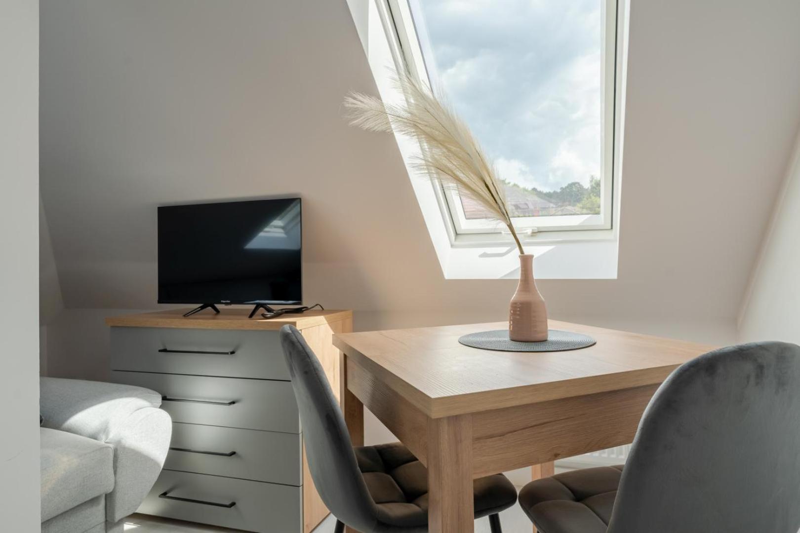 Apartamenty Ok'S - Blisko Centrum W Pelni Wyposazone - By Spaceapart Jelení Hora Exteriér fotografie