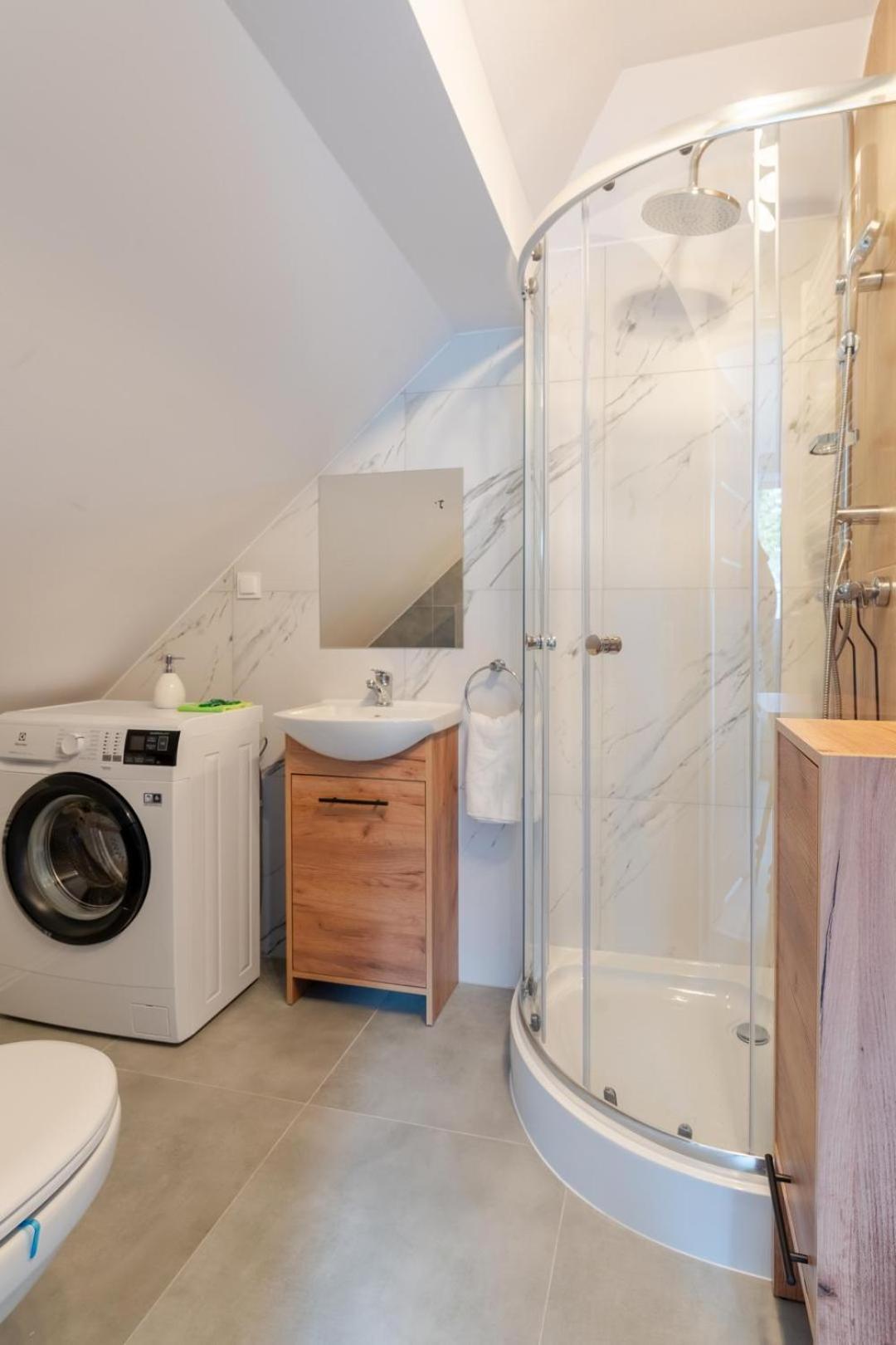 Apartamenty Ok'S - Blisko Centrum W Pelni Wyposazone - By Spaceapart Jelení Hora Exteriér fotografie